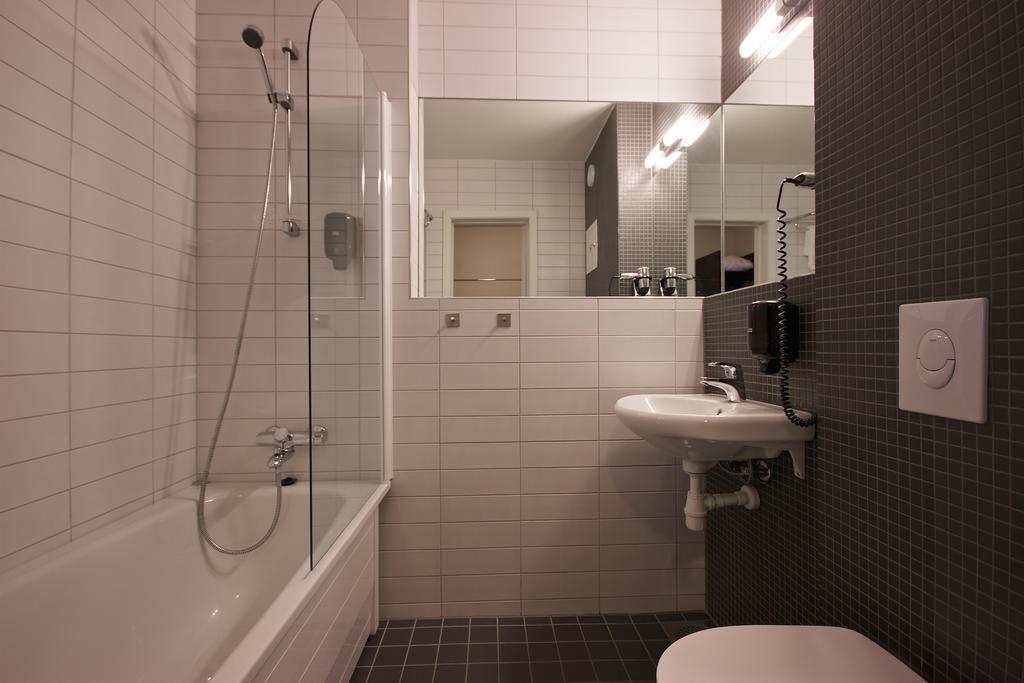 Comfort Hotel Victoria Florø Buitenkant foto